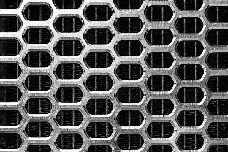 Exploring the Ancient Ruins of Rome: Walking Through History